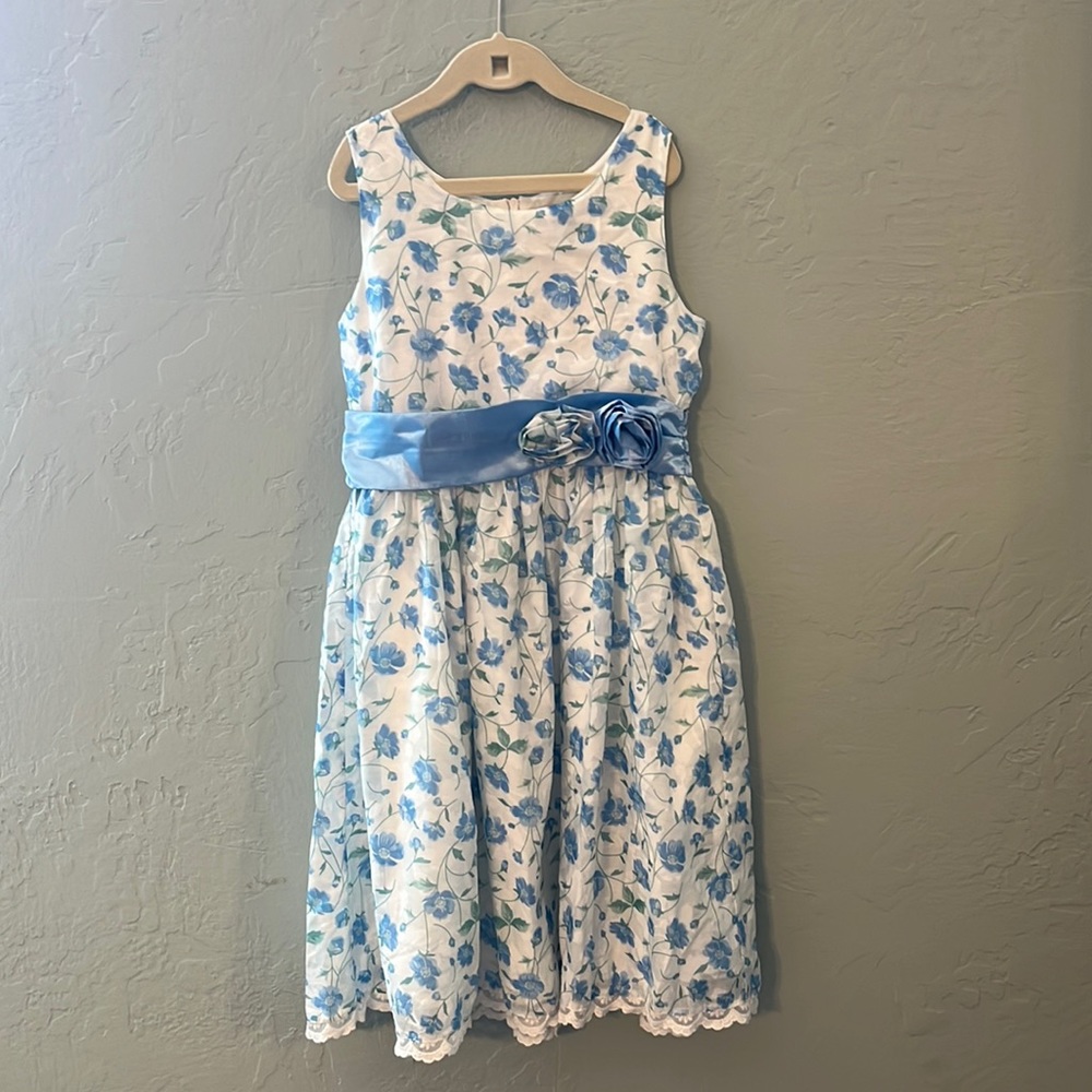 Emma Riley size 10 party dress